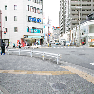 茨木駅西交差点を左